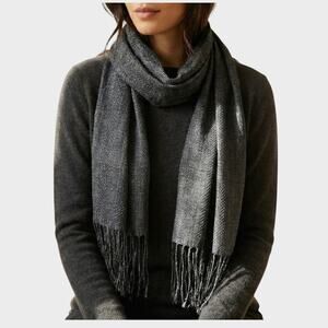 The Specialty House Womens Black Rayon Rectangle Open Weaver Scarf Fringe